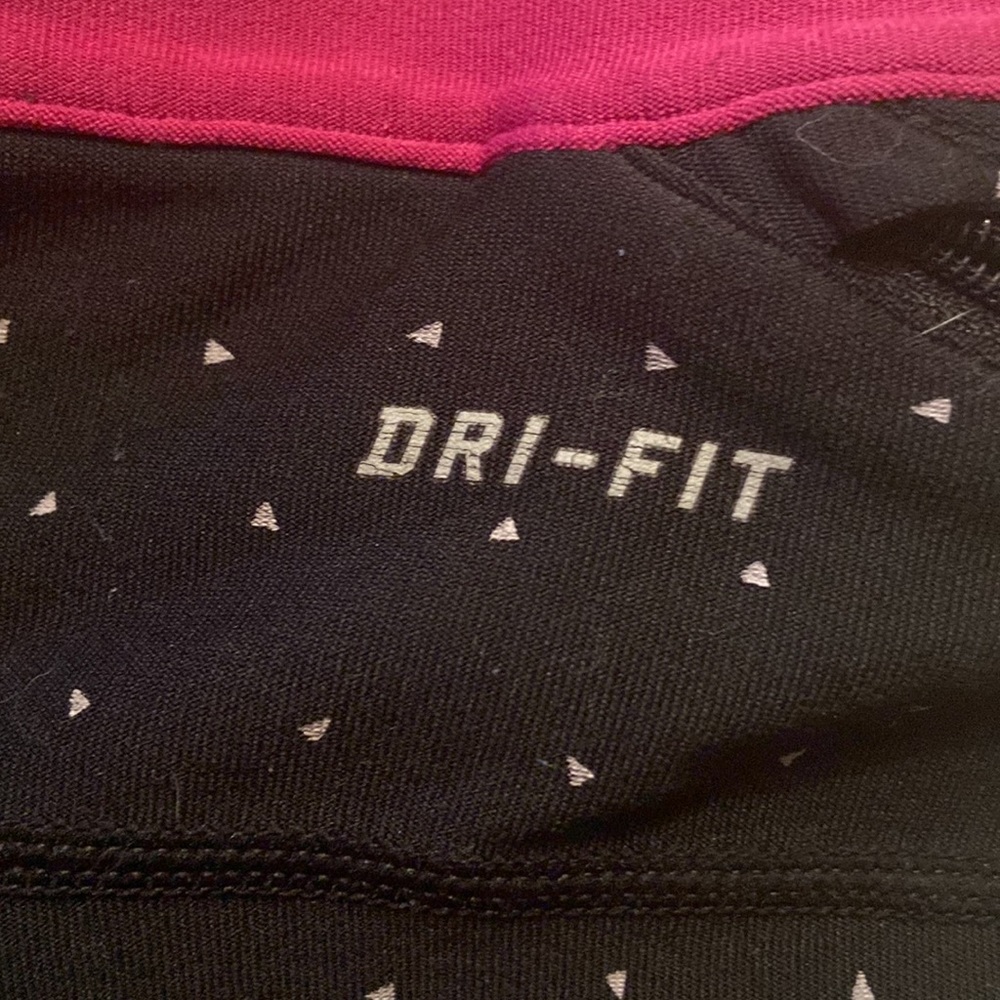 Nike Capris - Picture 4 of 5